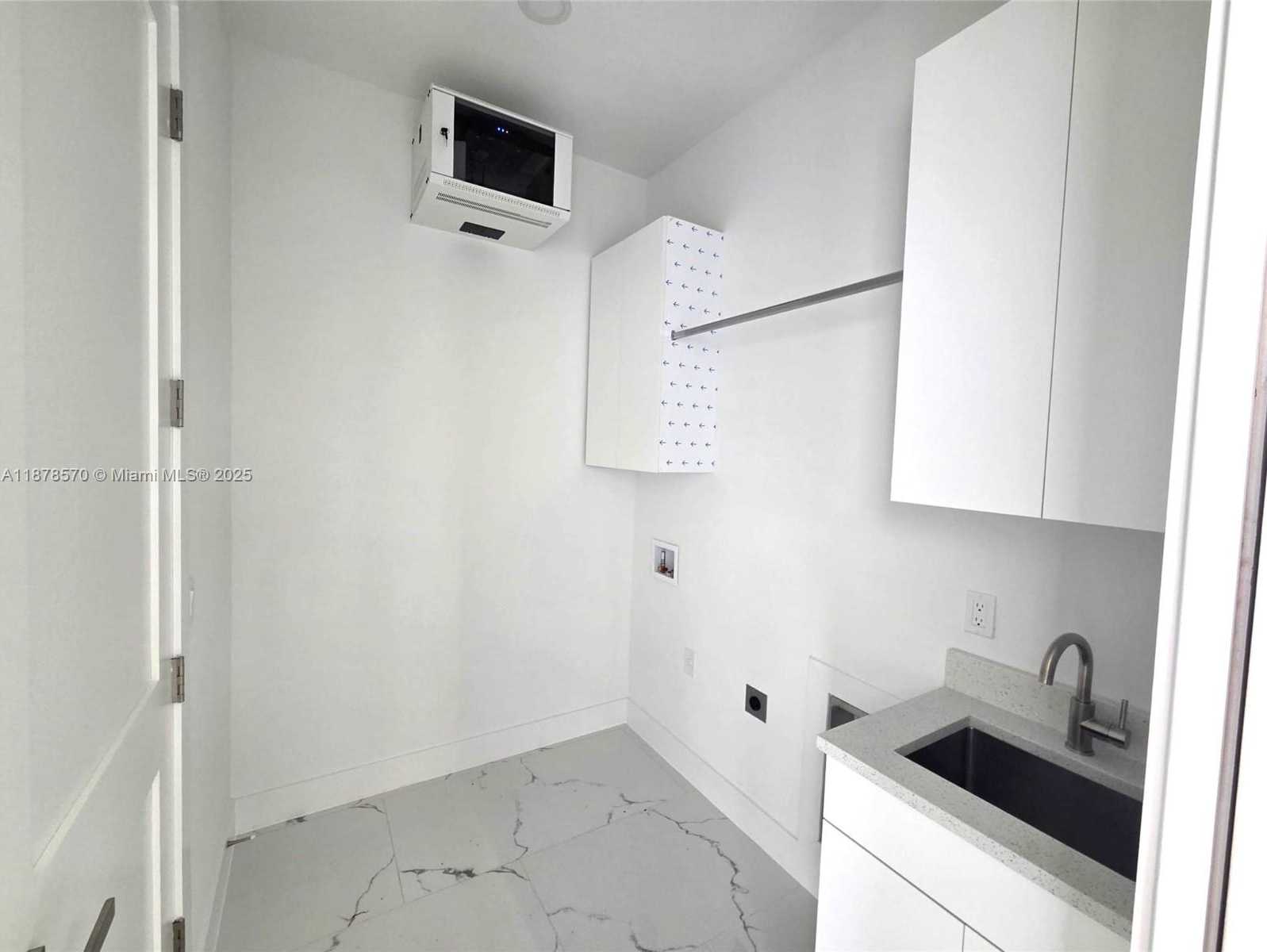 Small Image of 2614 NORTH WEST 26TH CT, Cape Coral Number 12