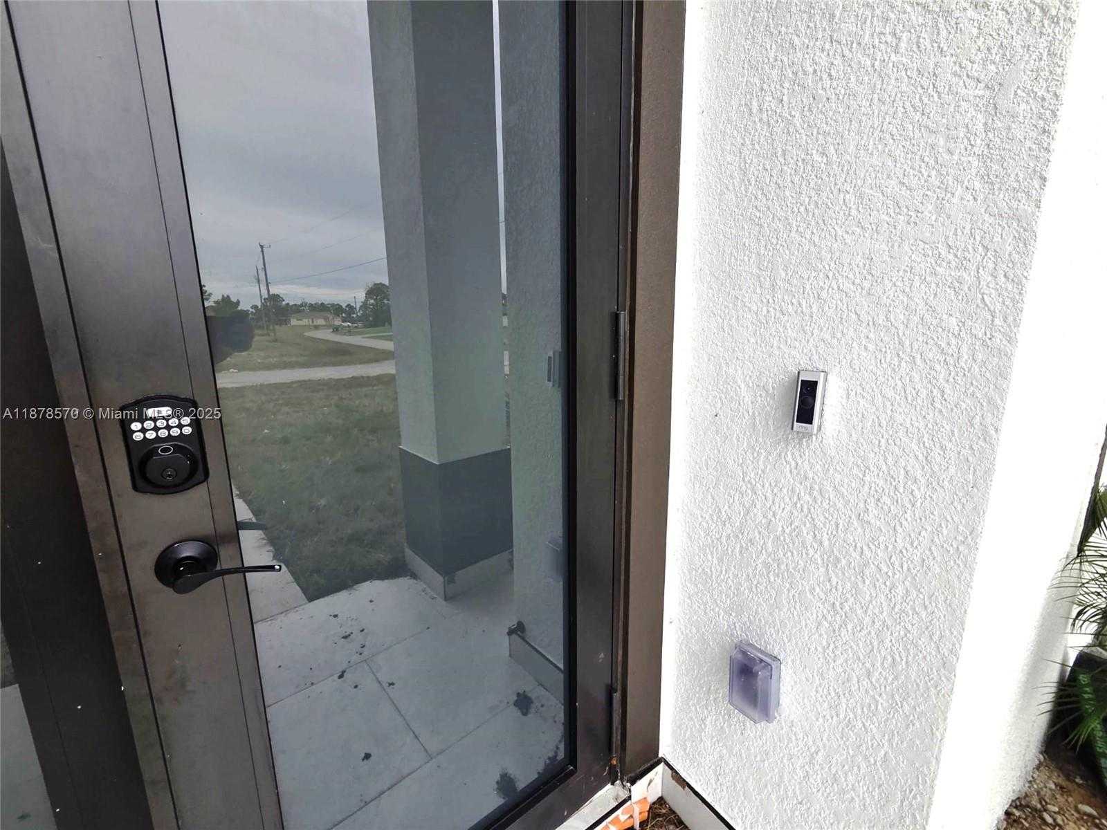 Small Image of 2614 NORTH WEST 26TH CT, Cape Coral Number 2