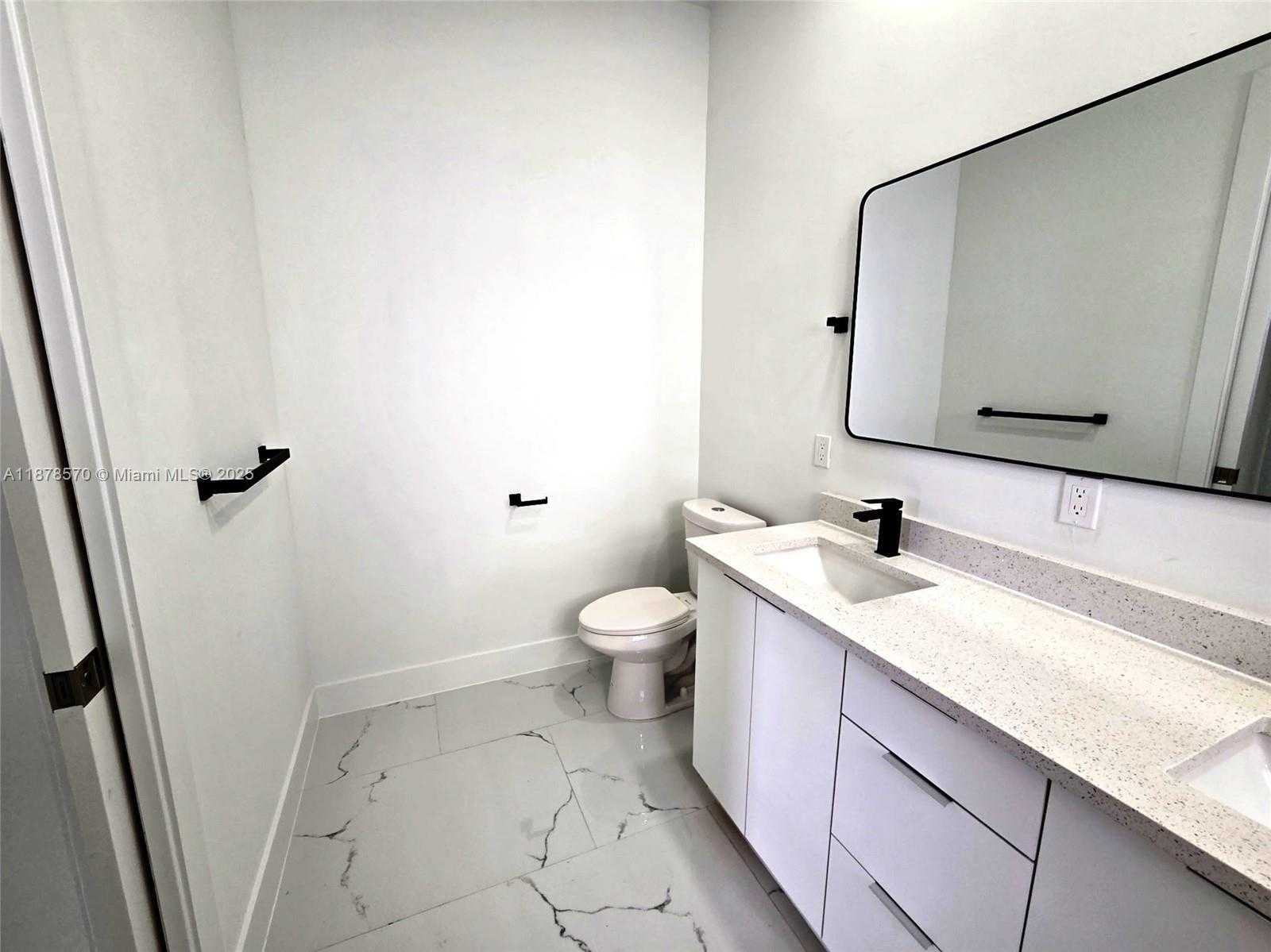 Small Image of 2614 NORTH WEST 26TH CT, Cape Coral Number 8