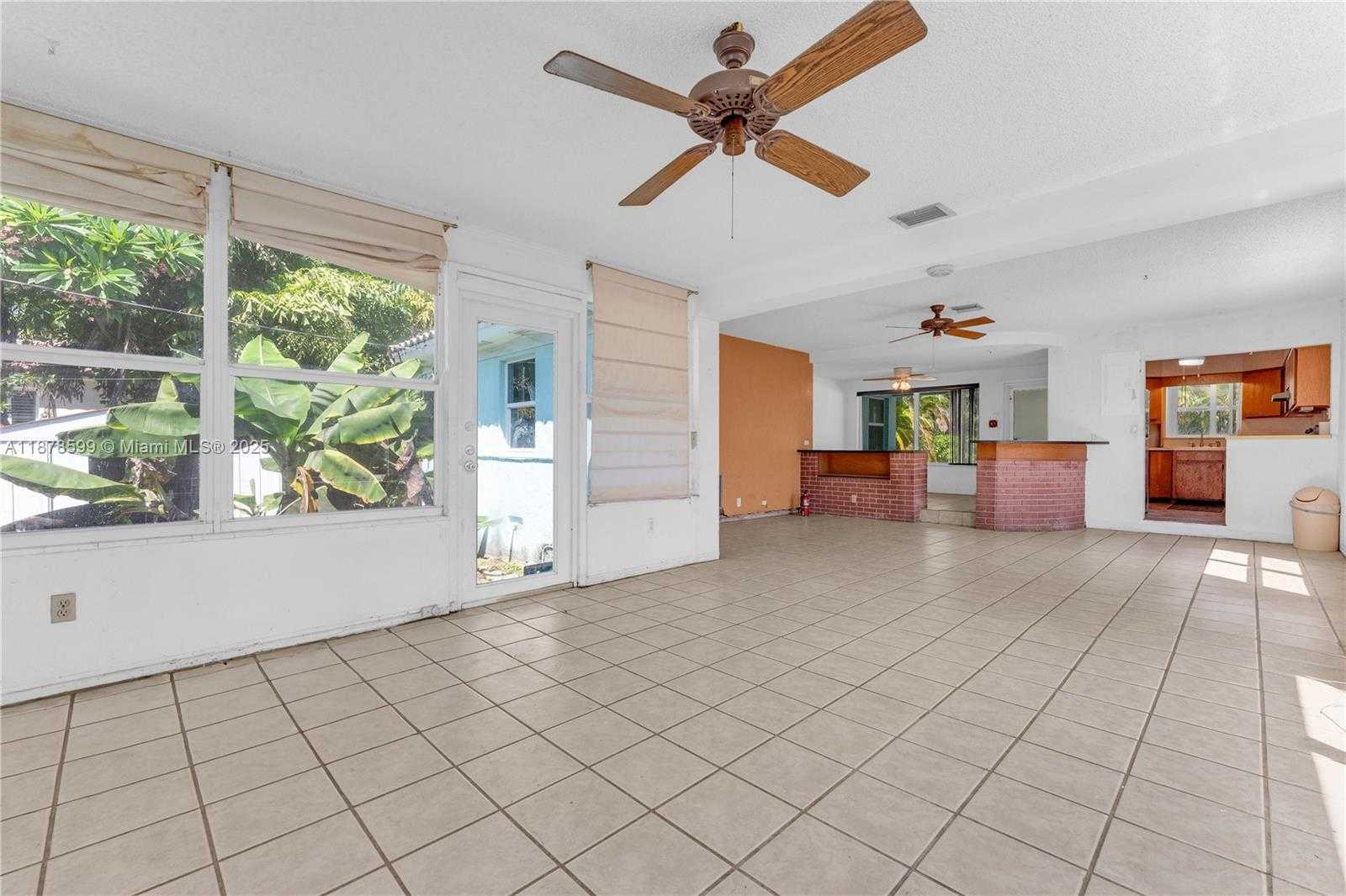 Small Image of 1146 POLK ST, Hollywood Number 14