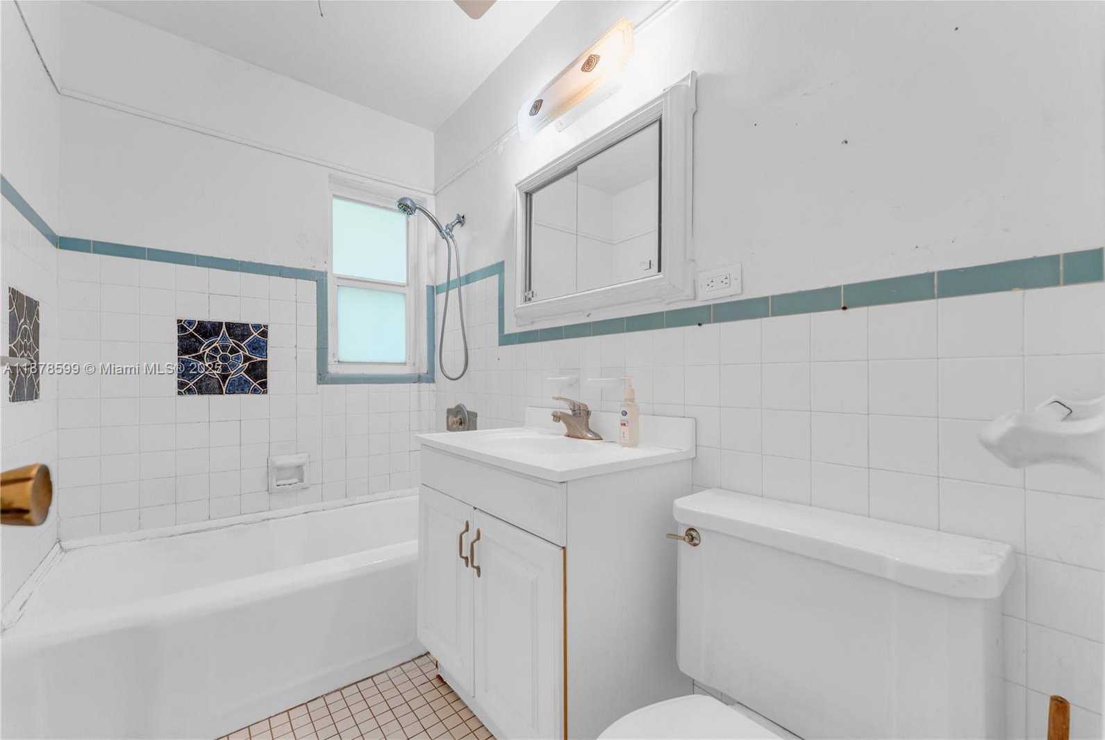 Small Image of 1146 POLK ST, Hollywood Number 26