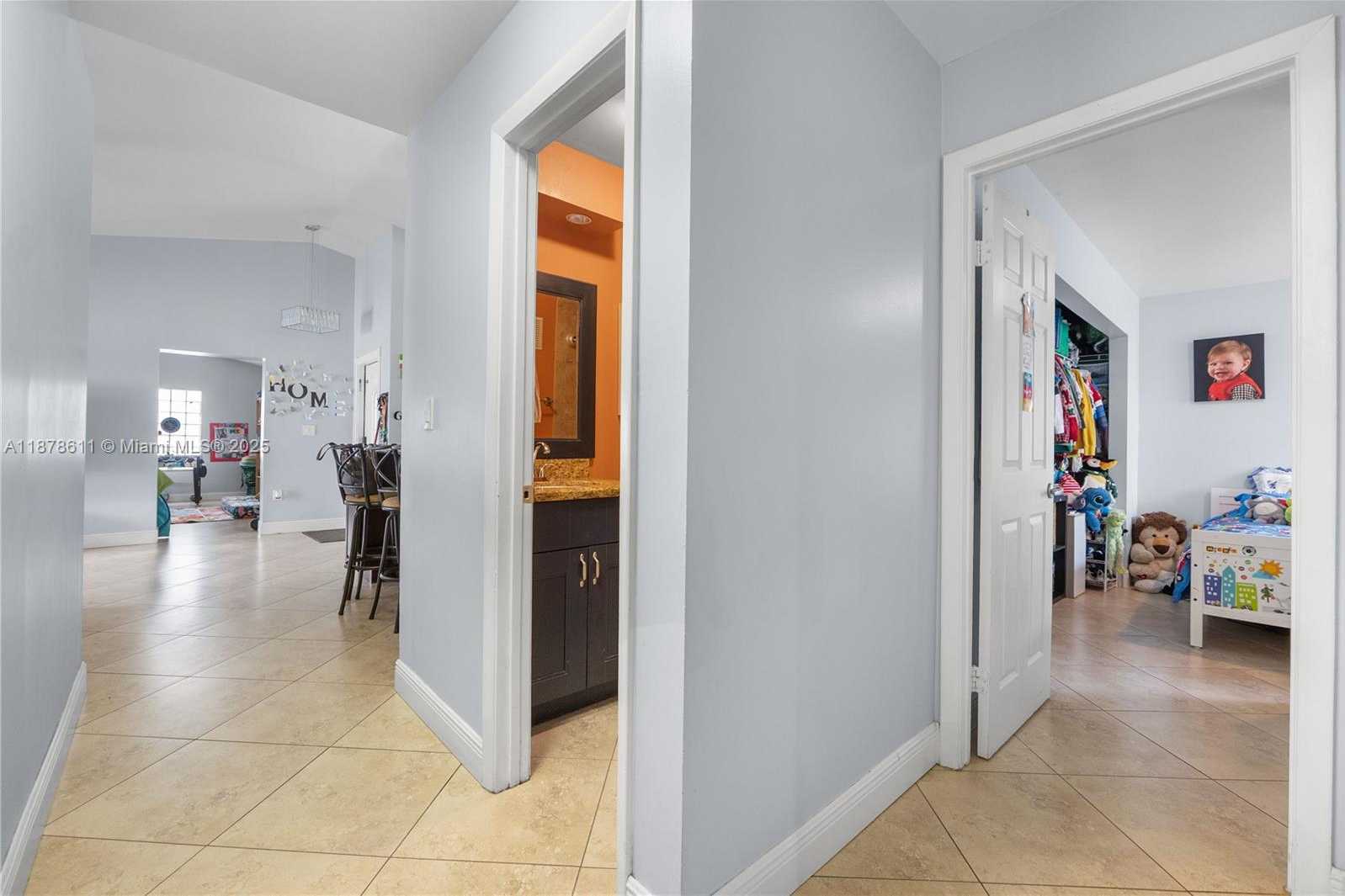 Small Image of 550 AUBURN WAY, Davie Number 21