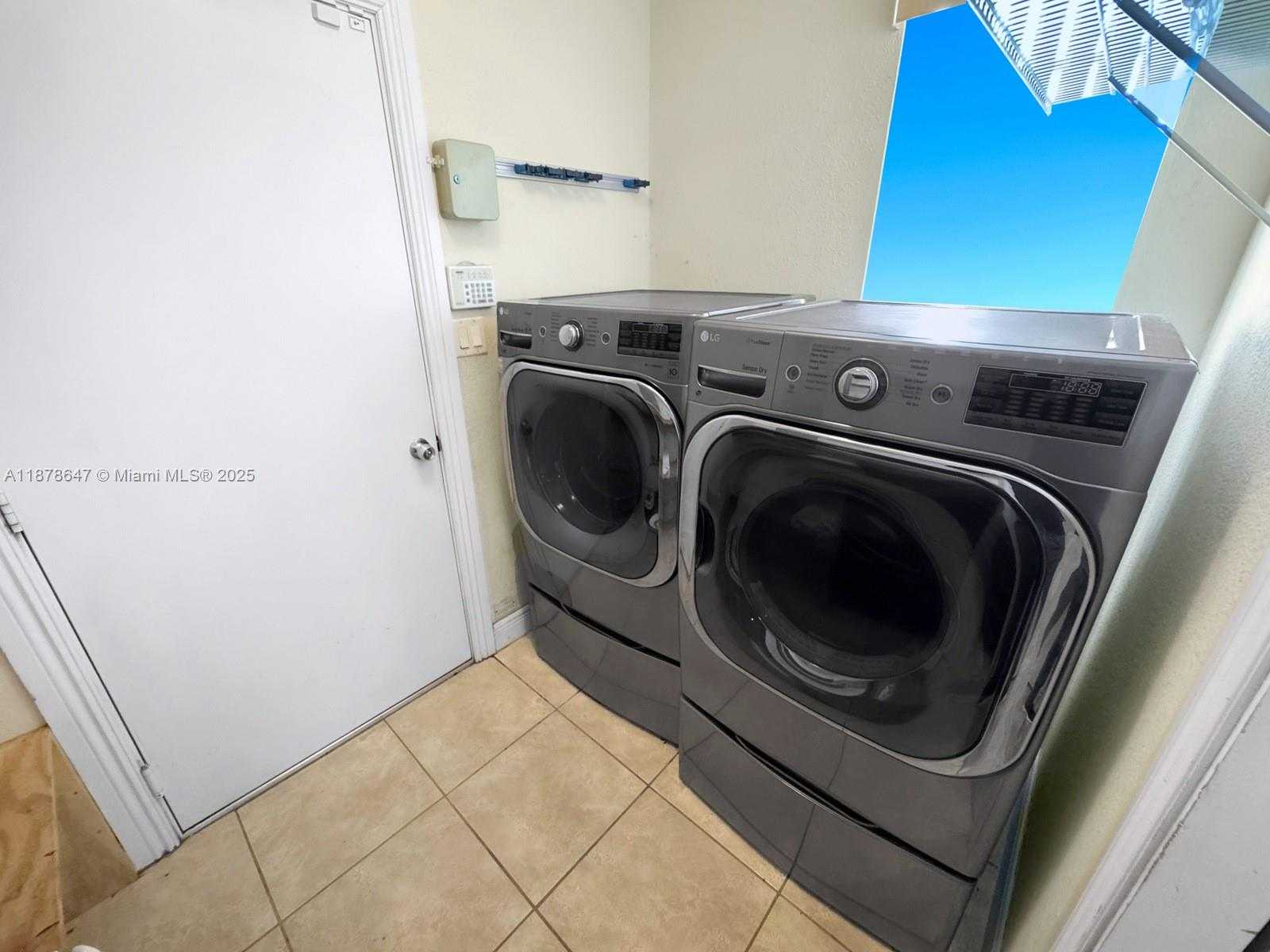 Small Image of 3165 SOUTH WEST 67TH AVE, Miramar Number 31