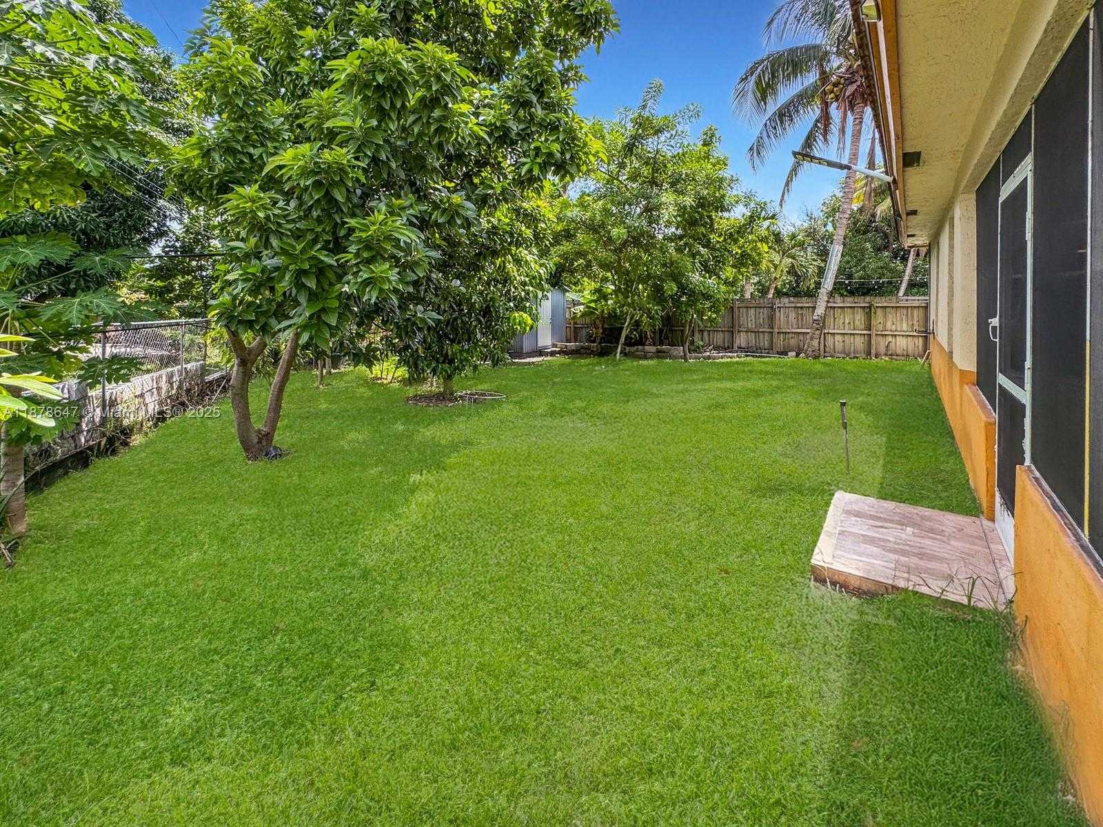 Small Image of 3165 SOUTH WEST 67TH AVE, Miramar Number 33