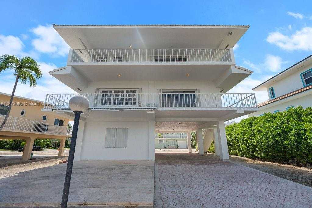 Small Image of 106 LISBON CT, Islamorada Number 20