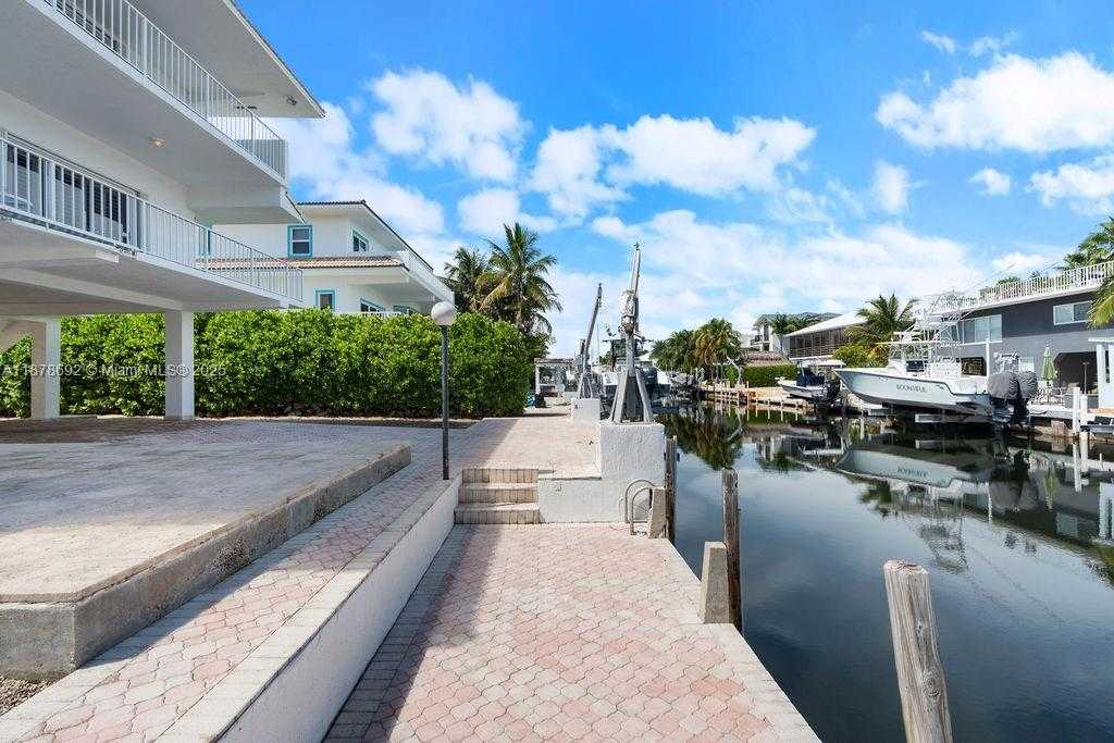 Small Image of 106 LISBON CT, Islamorada Number 22