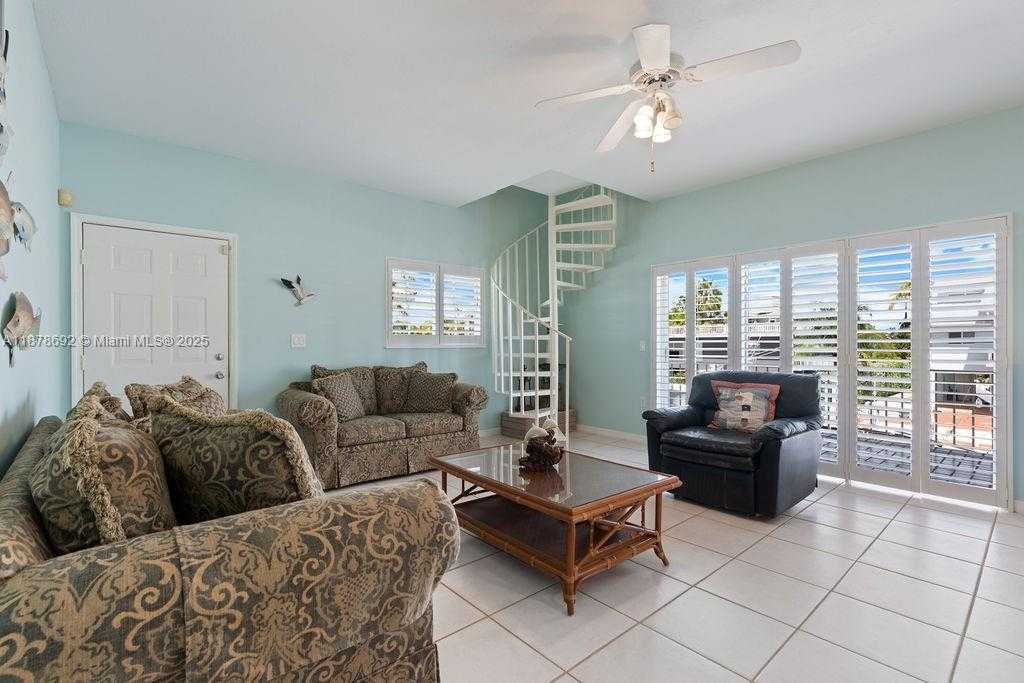 Small Image of 106 LISBON CT, Islamorada Number 28