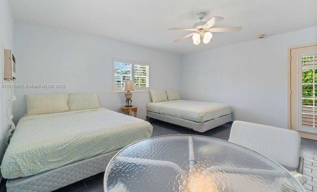 Small Image of 106 LISBON CT, Islamorada Number 37