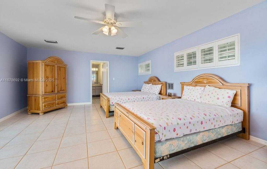 Small Image of 106 LISBON CT, Islamorada Number 46