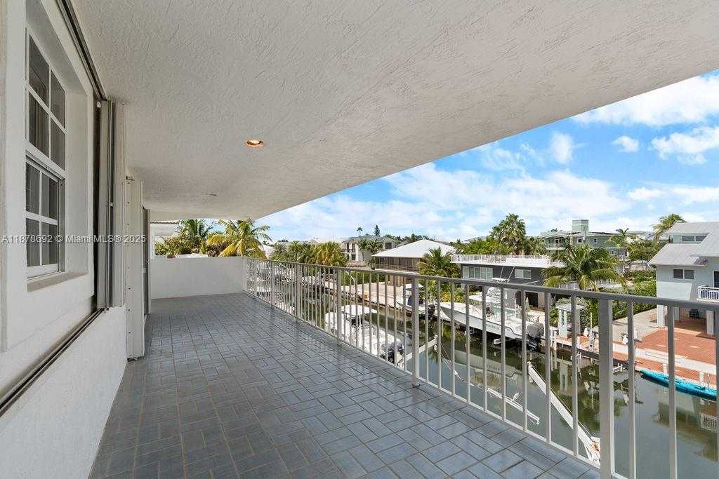 Small Image of 106 LISBON CT, Islamorada Number 52