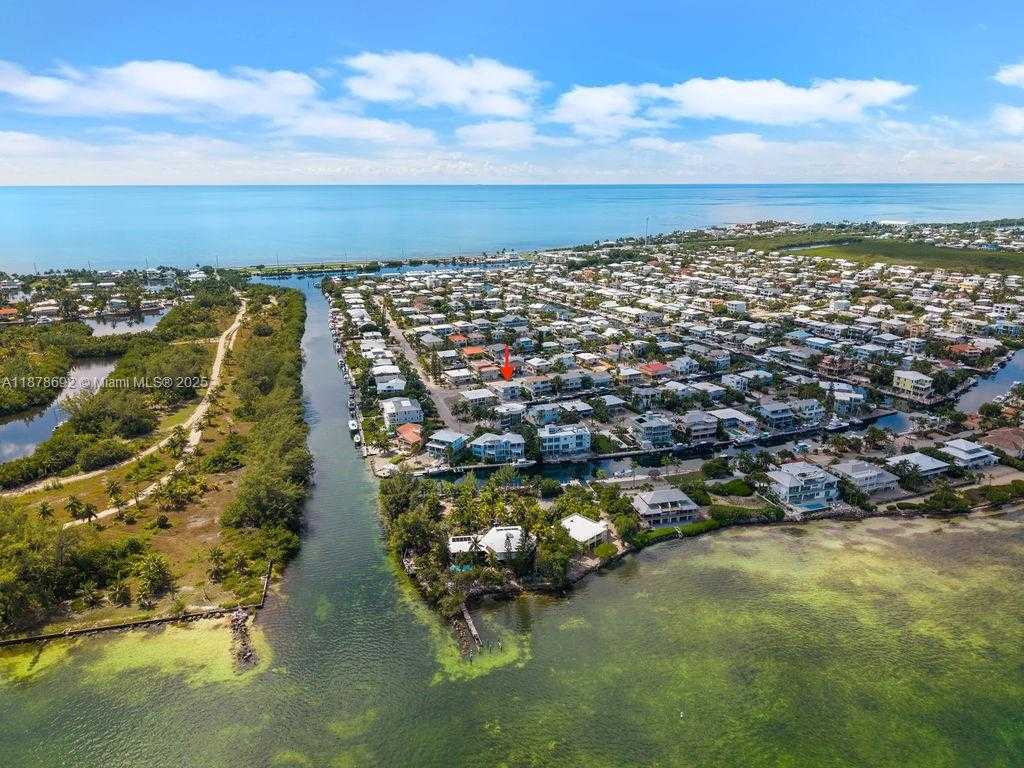 Small Image of 106 LISBON CT, Islamorada Number 8