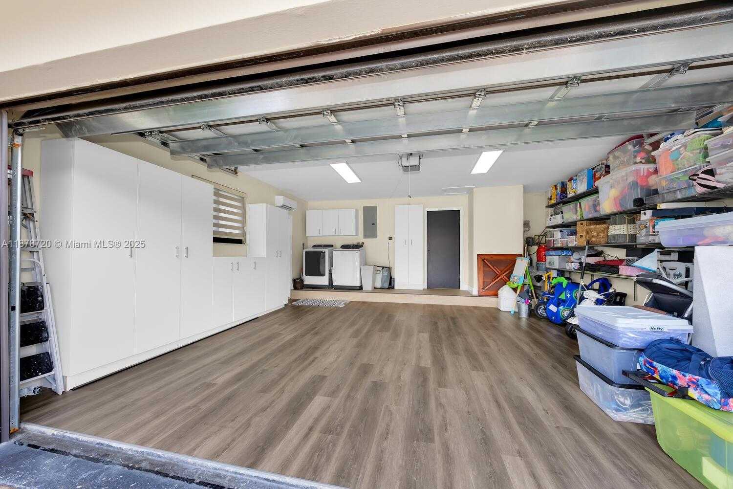 Small Image of 10448 SOUTH WEST 23RD ST, Miami Number 22