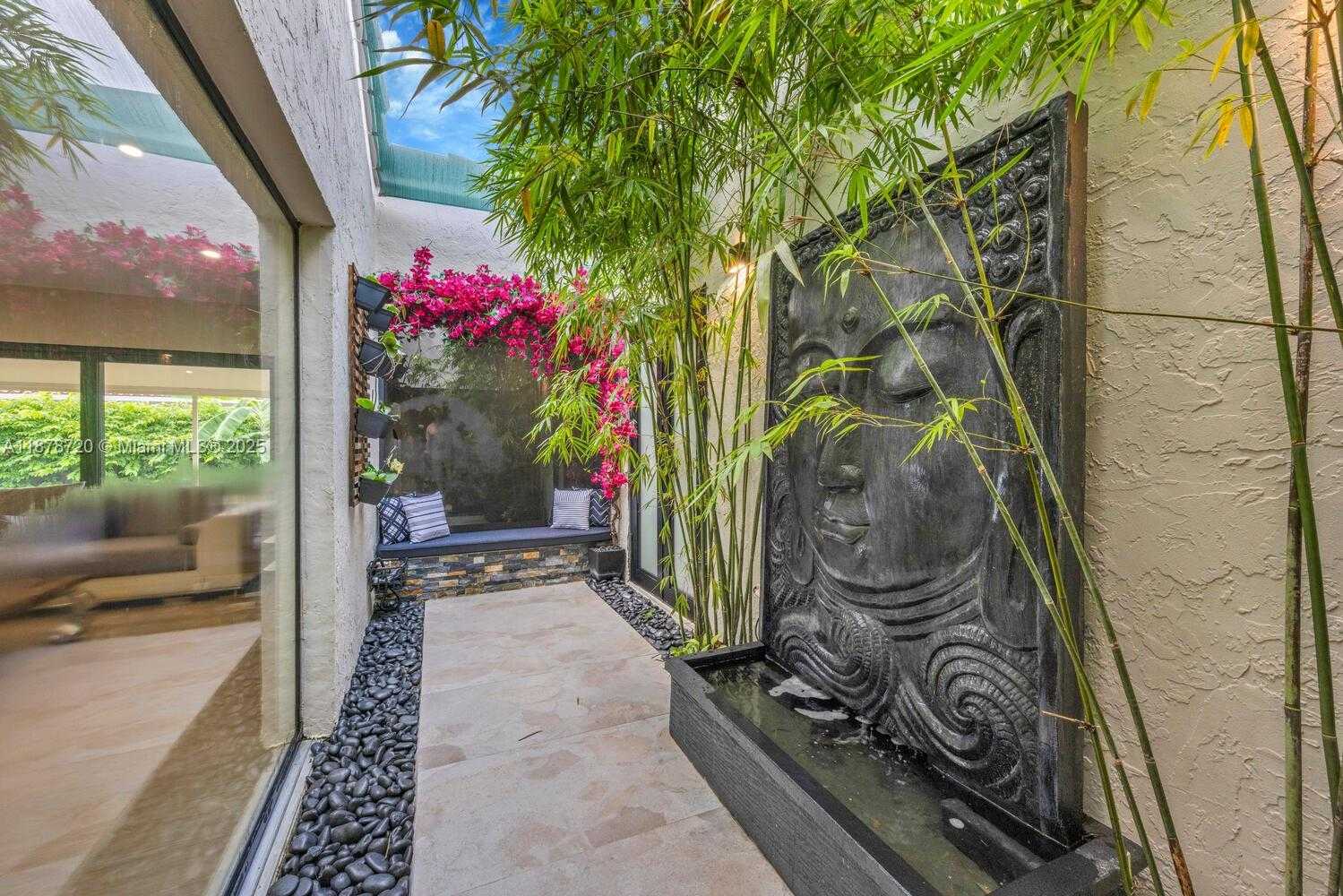 Small Image of 10448 SOUTH WEST 23RD ST, Miami Number 9