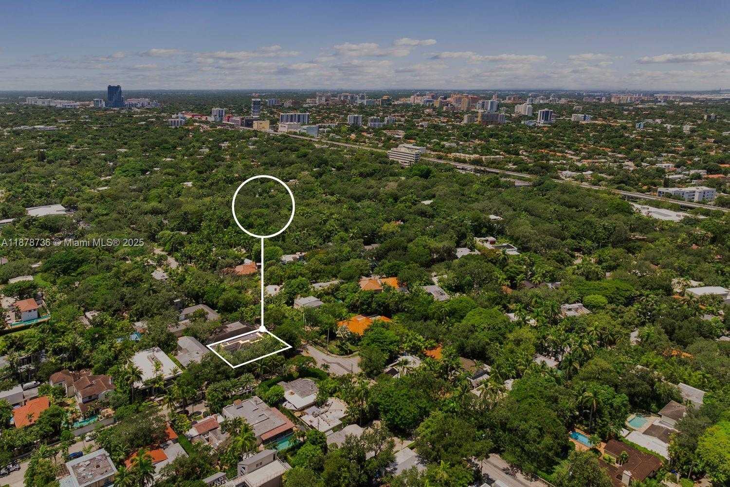 Small Image of 1866 TIGERTAIL AVE, Miami Number 34