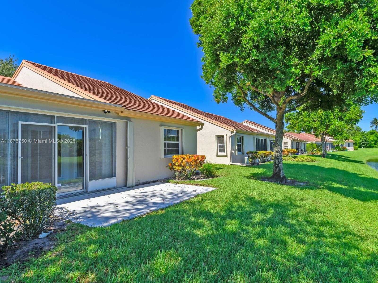 Small Image of 7889 LAKE SANDS DR, Delray Beach Number 45