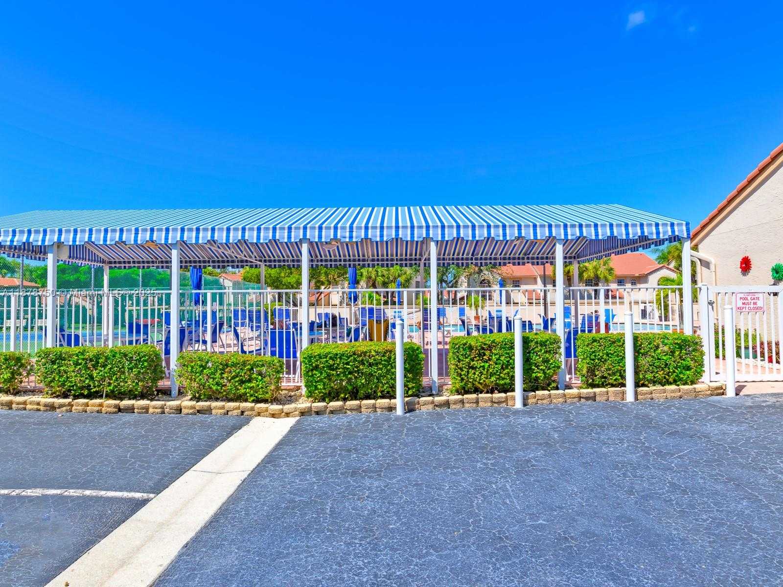 Small Image of 7889 LAKE SANDS DR, Delray Beach Number 52