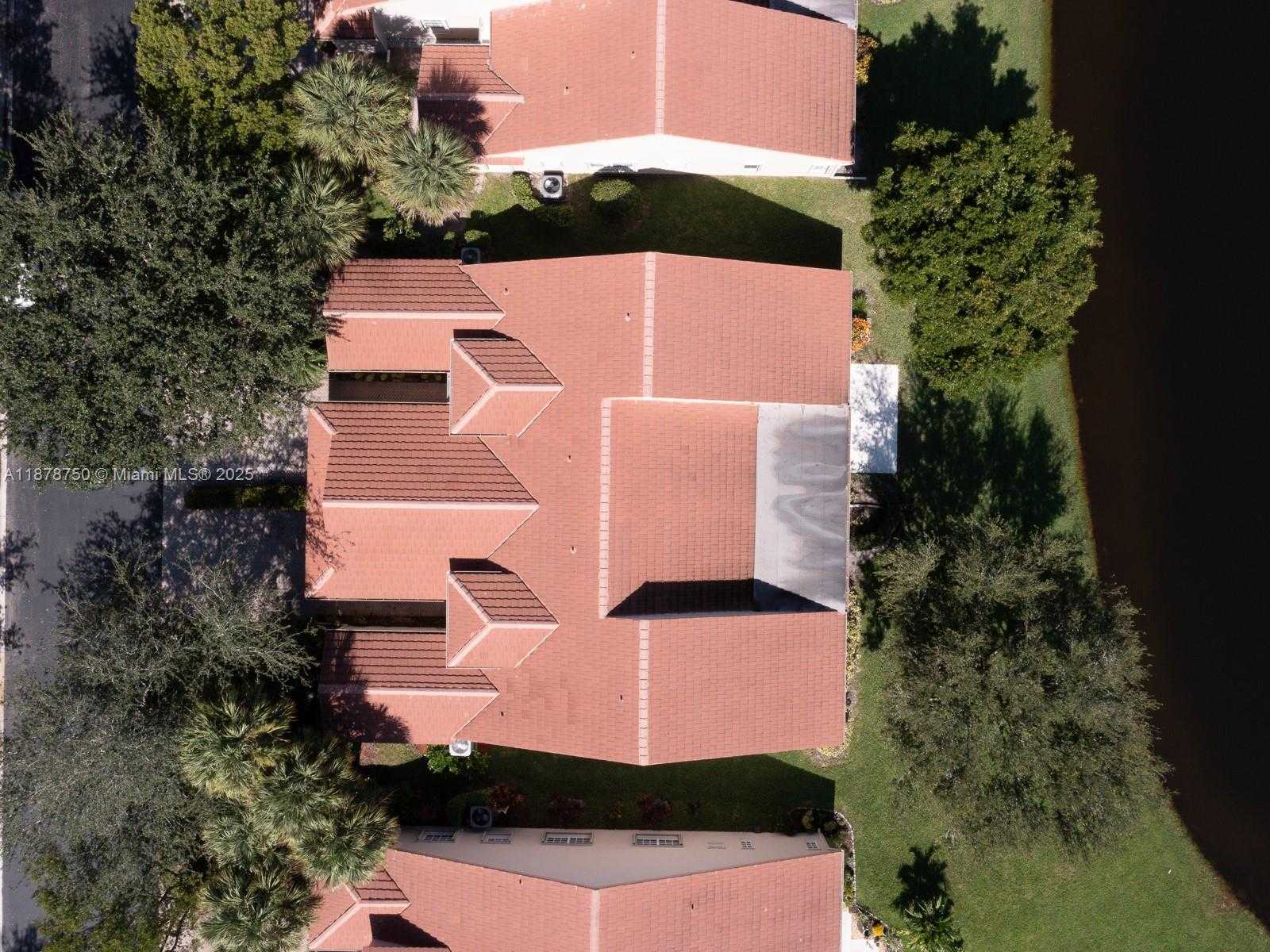 Small Image of 7889 LAKE SANDS DR, Delray Beach Number 62