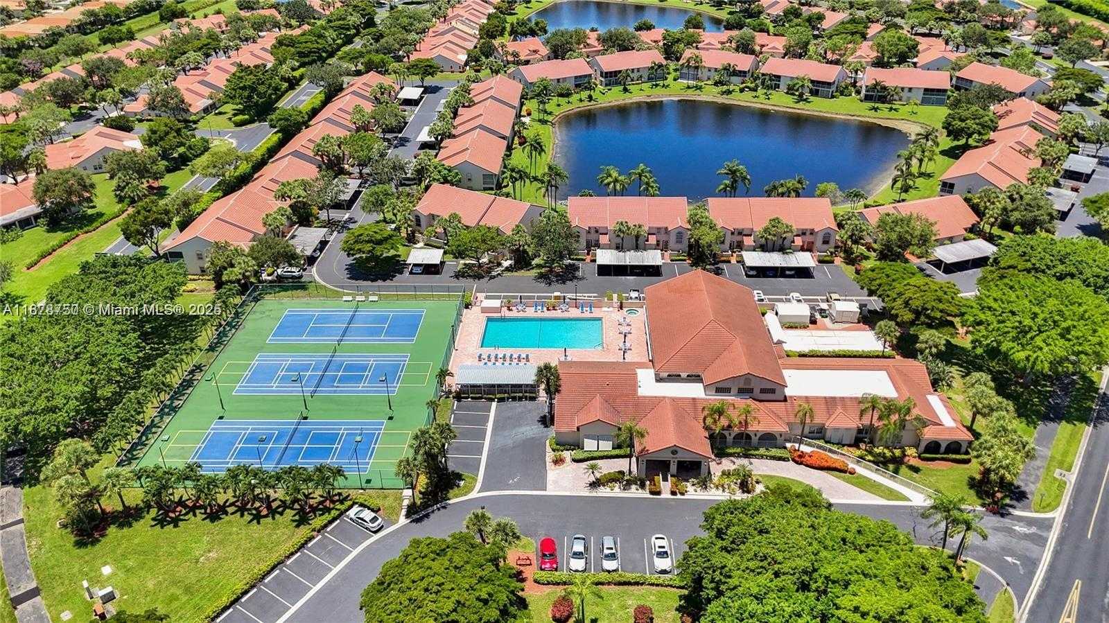 Small Image of 7889 LAKE SANDS DR, Delray Beach Number 64