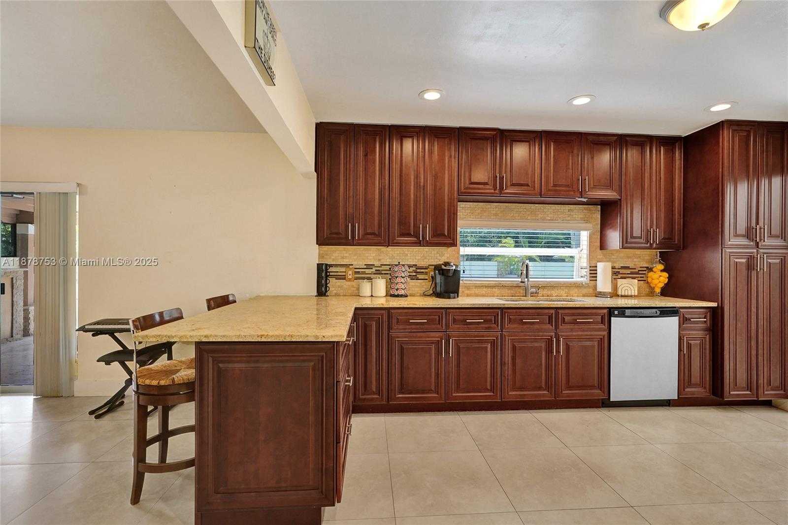Small Image of 9060 NORTH WEST 32ND ST, Coral Springs Number 31