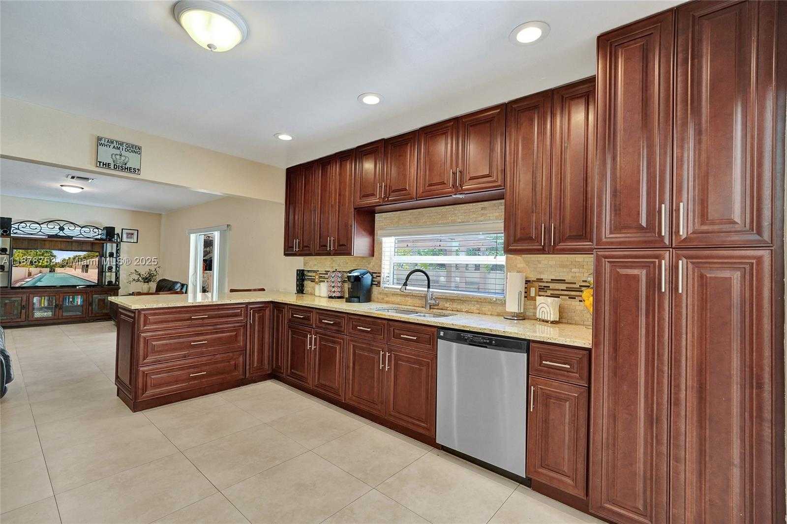 Small Image of 9060 NORTH WEST 32ND ST, Coral Springs Number 32