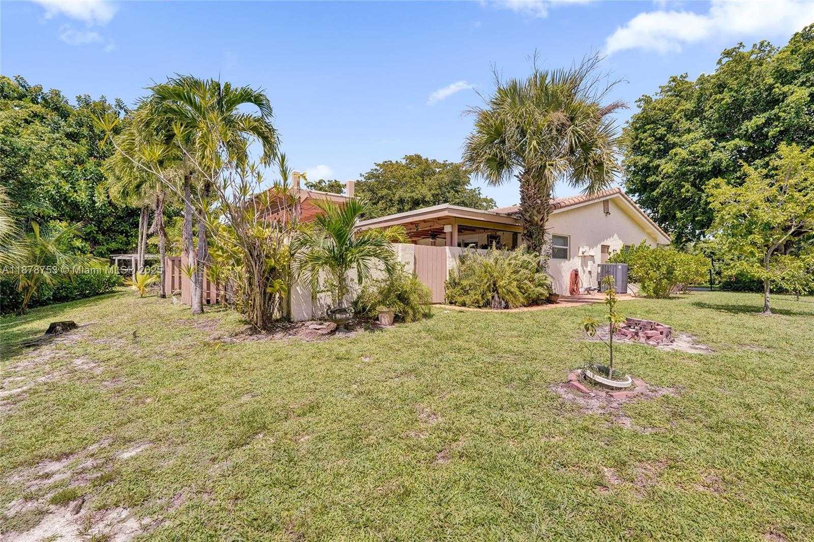Small Image of 9060 NORTH WEST 32ND ST, Coral Springs Number 49