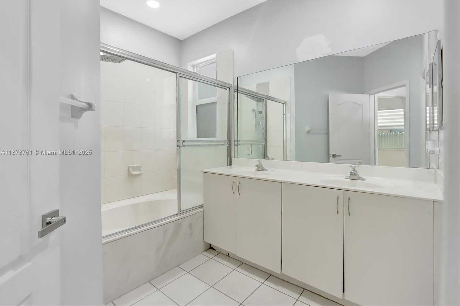 Small Image of 2328 NORTH EAST 37TH TER, Homestead Number 12