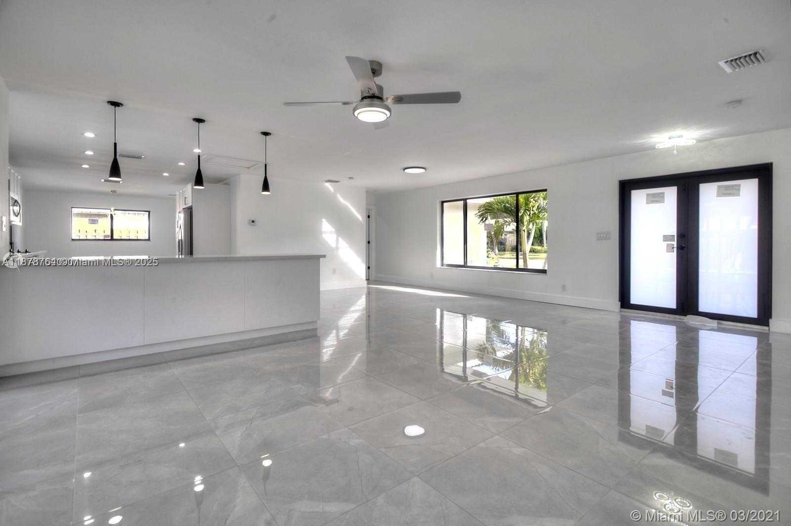 Small Image of 1001 NORTH WEST 6TH DR, Boca Raton Number 2