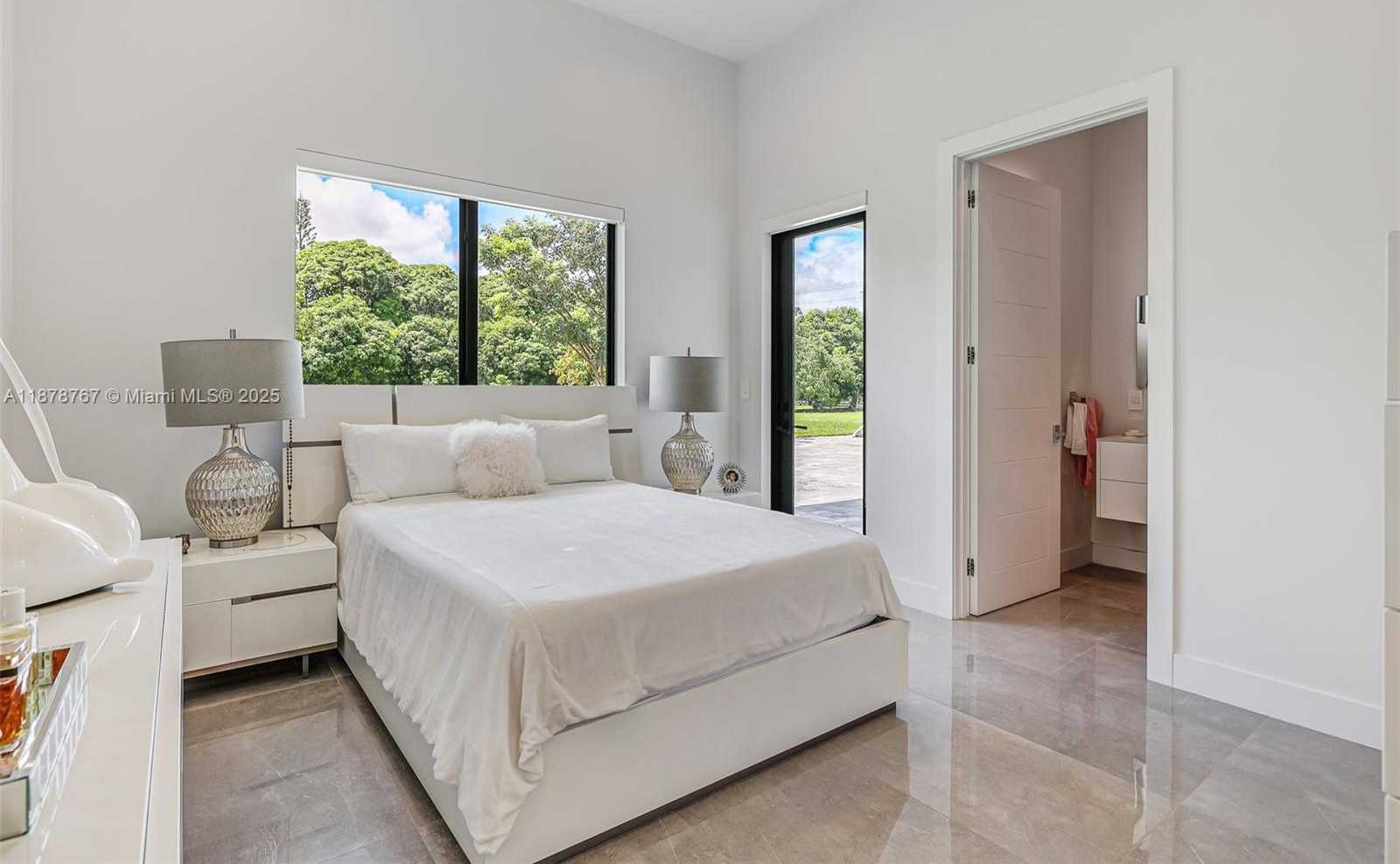 Small Image of 17950 SOUTH WEST 192ND ST, Miami Number 40