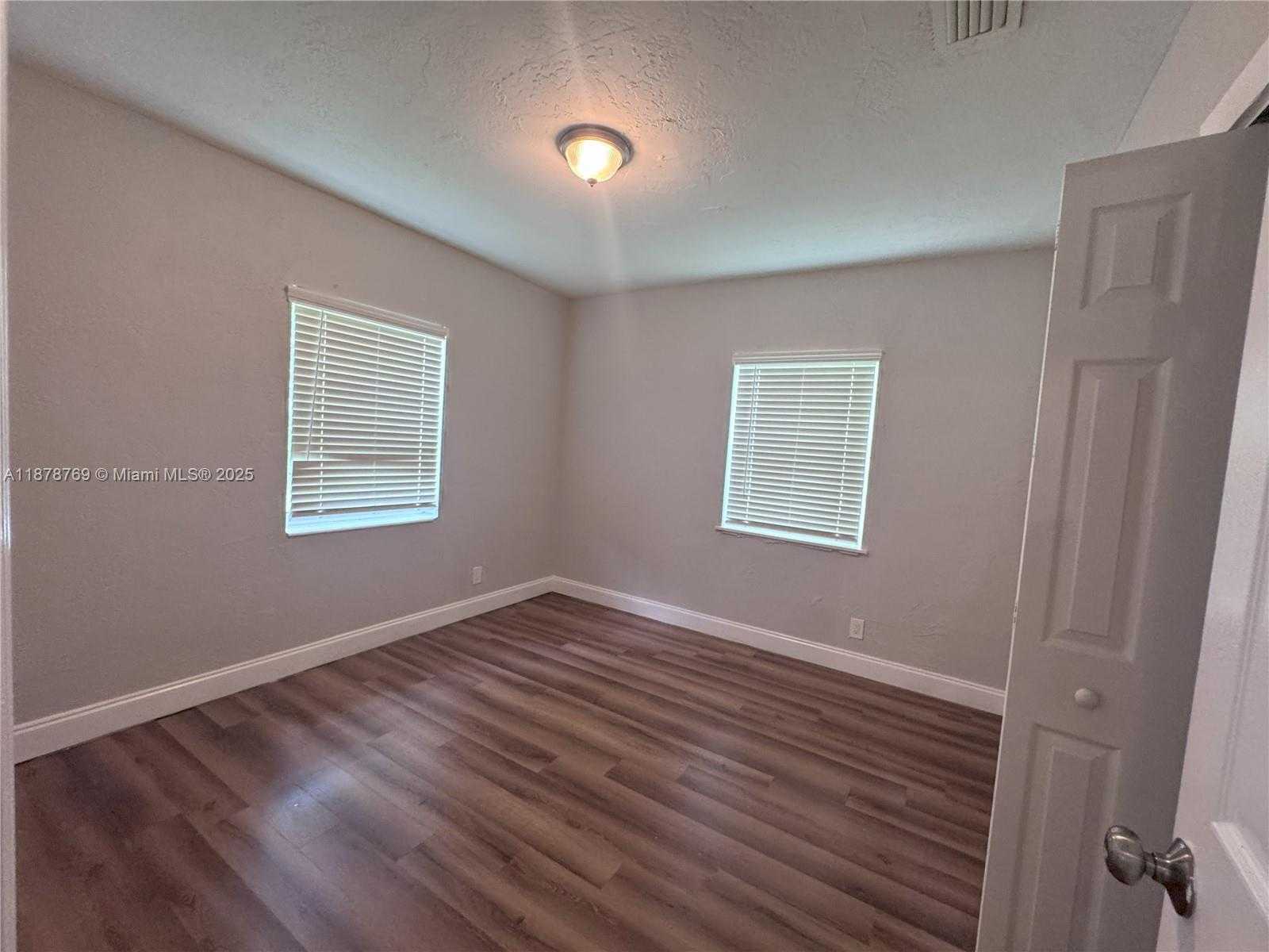 Small Image of 1031 NORTH WEST 13TH ST, Fort Lauderdale Number 4