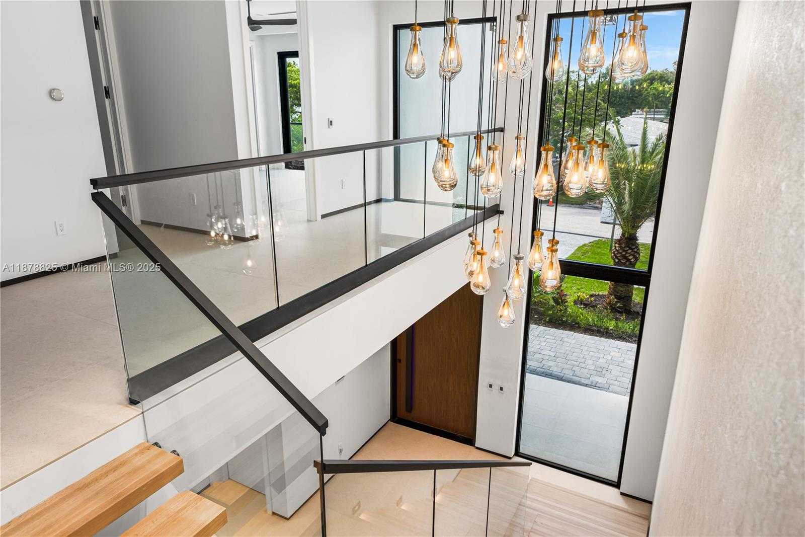 Small Image of 713 SOUTH EAST 6TH ST, Fort Lauderdale Number 3