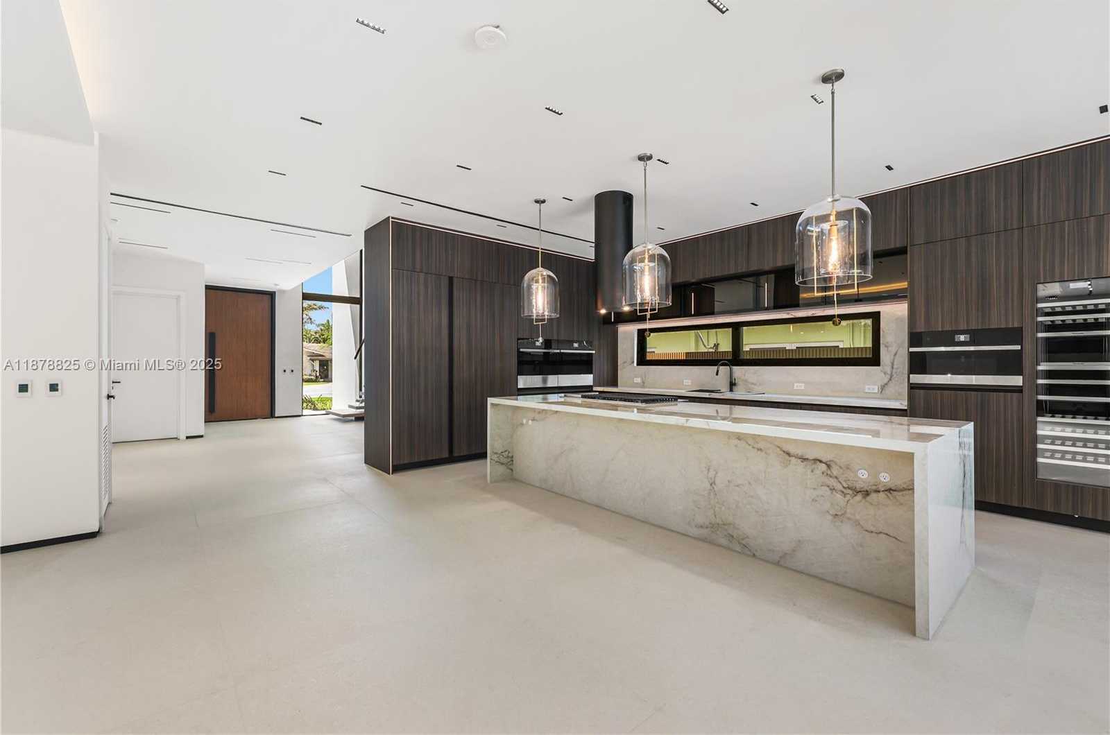 Small Image of 713 SOUTH EAST 6TH ST, Fort Lauderdale Number 5
