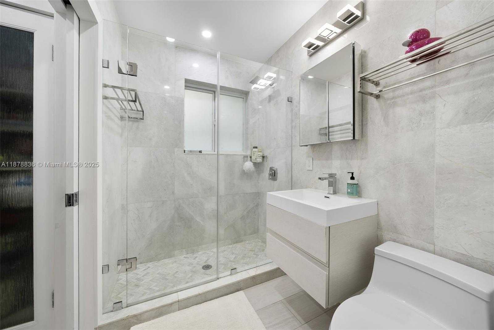 Small Image of 865 WEST 47TH ST, Miami Beach Number 19