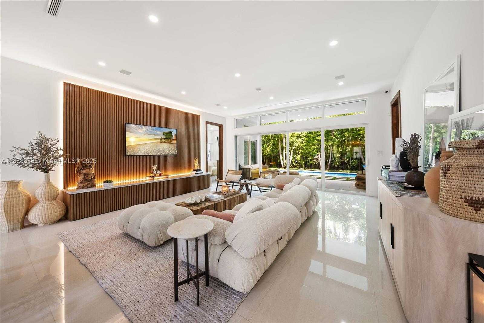 Small Image of 865 WEST 47TH ST, Miami Beach Number 20
