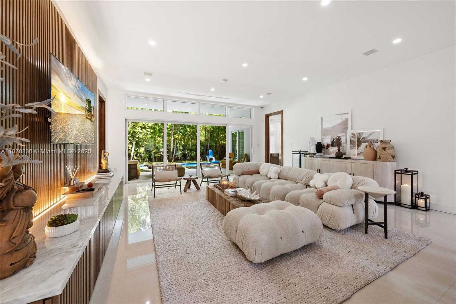 Small Image of 865 WEST 47TH ST, Miami Beach Number 21