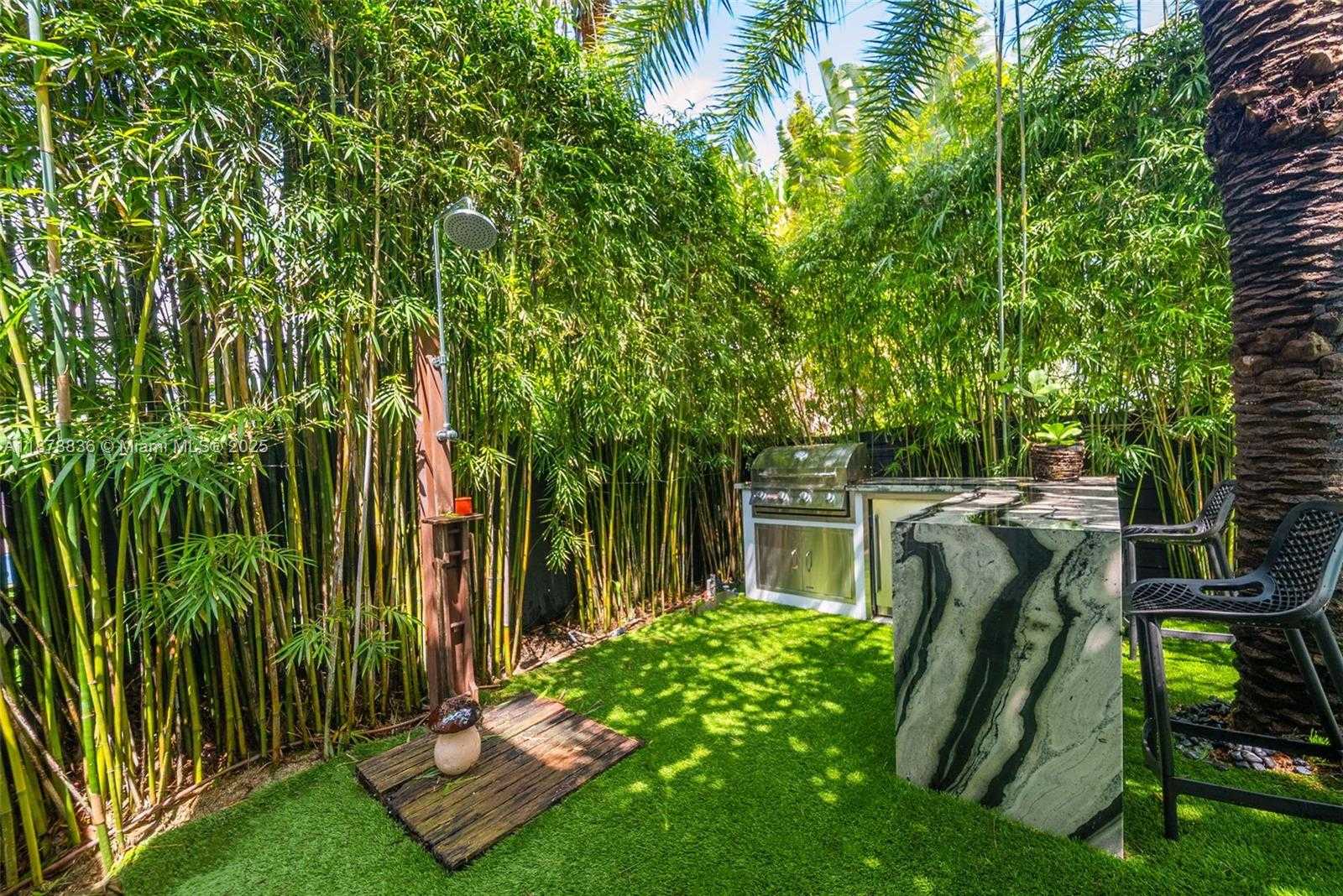 Small Image of 865 WEST 47TH ST, Miami Beach Number 31