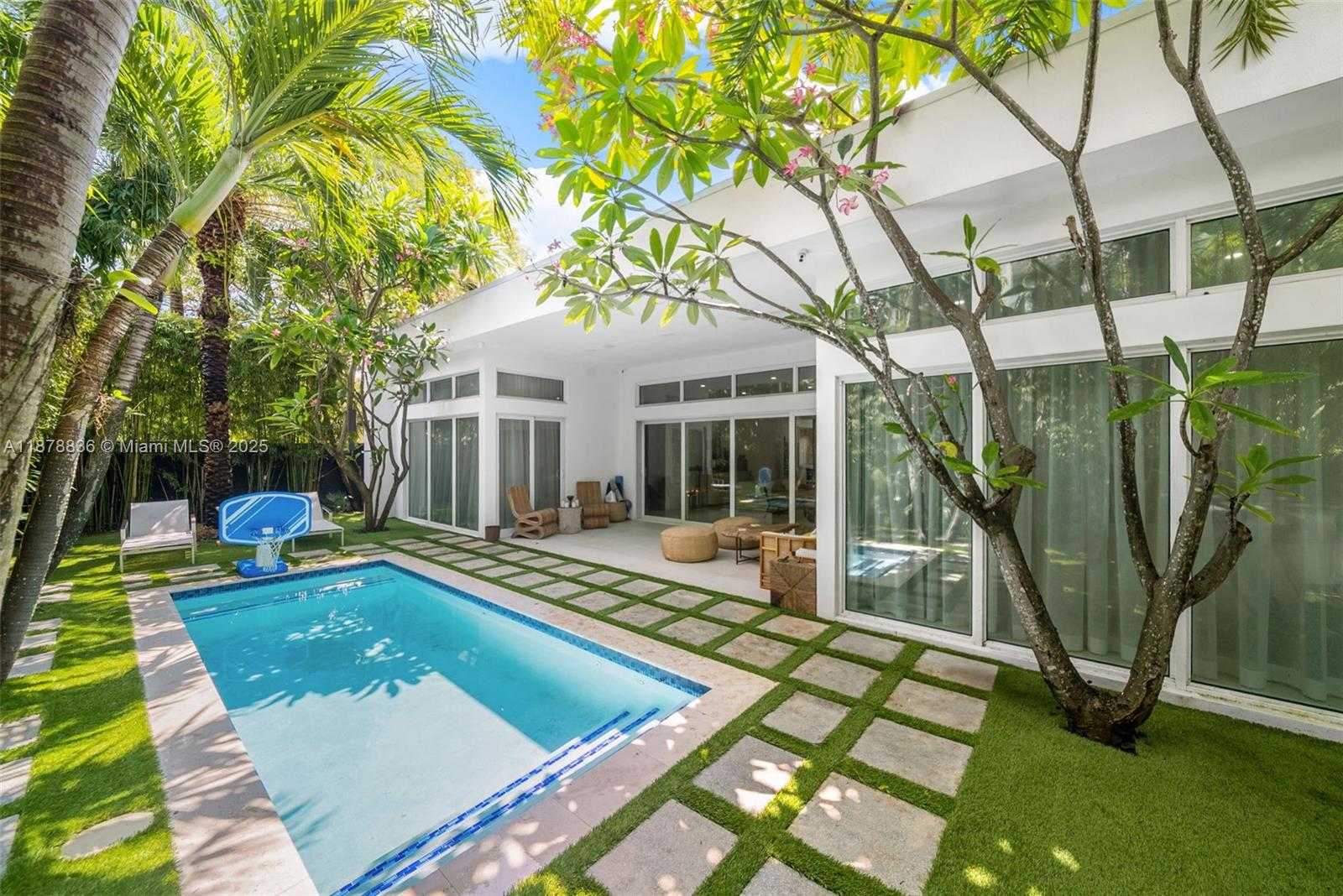 Small Image of 865 WEST 47TH ST, Miami Beach Number 32
