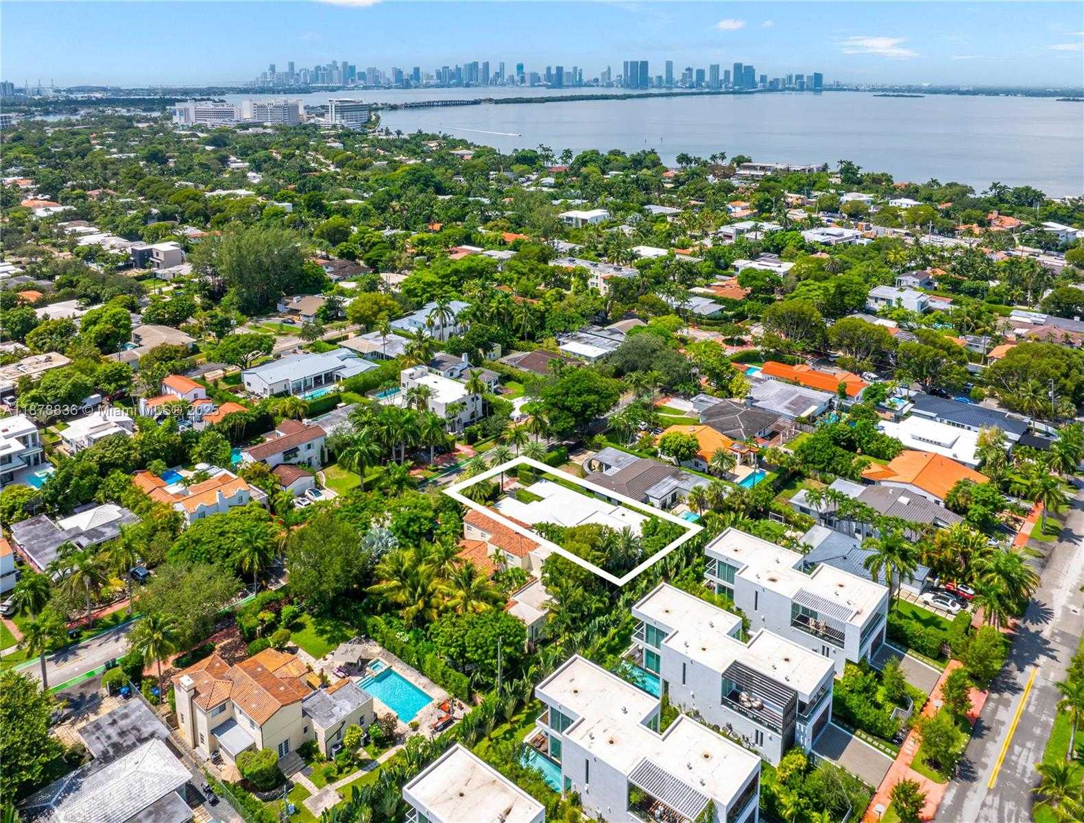Small Image of 865 WEST 47TH ST, Miami Beach Number 53