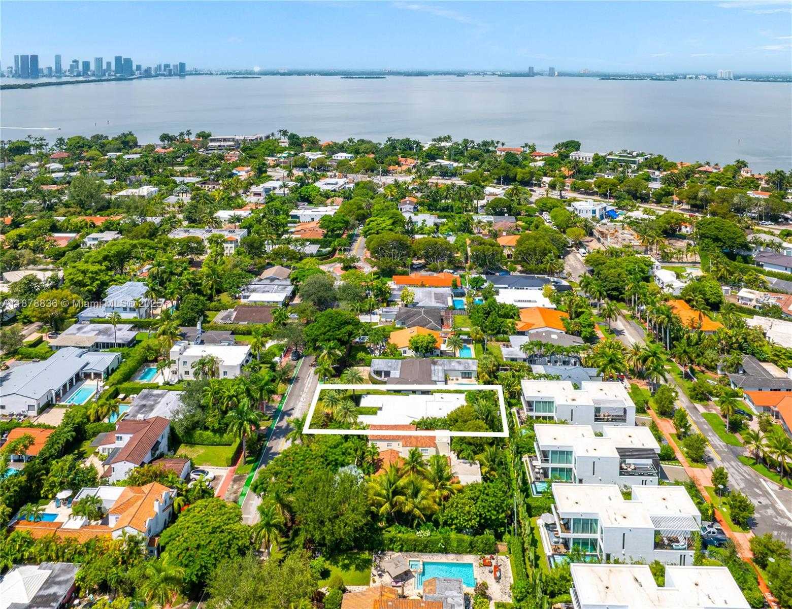Small Image of 865 WEST 47TH ST, Miami Beach Number 54