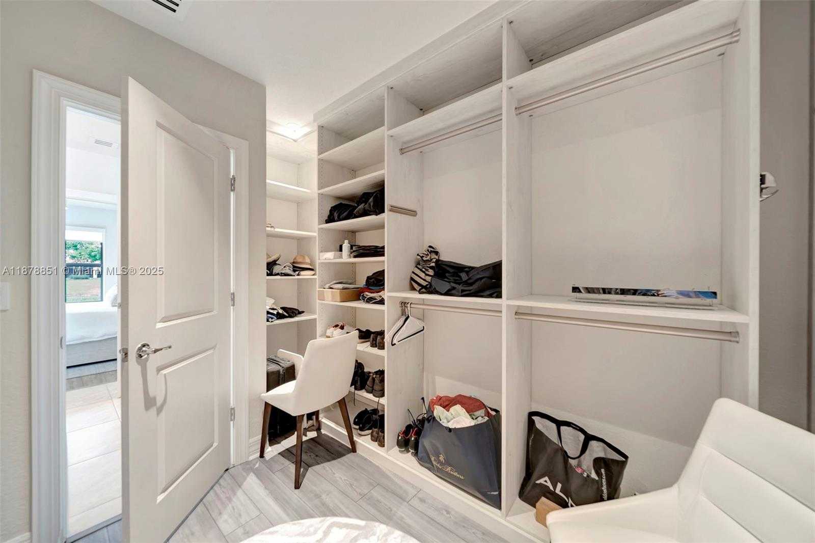 Small Image of 2941 SHORTLEAF AVE, Lauderdale Lakes Number 17