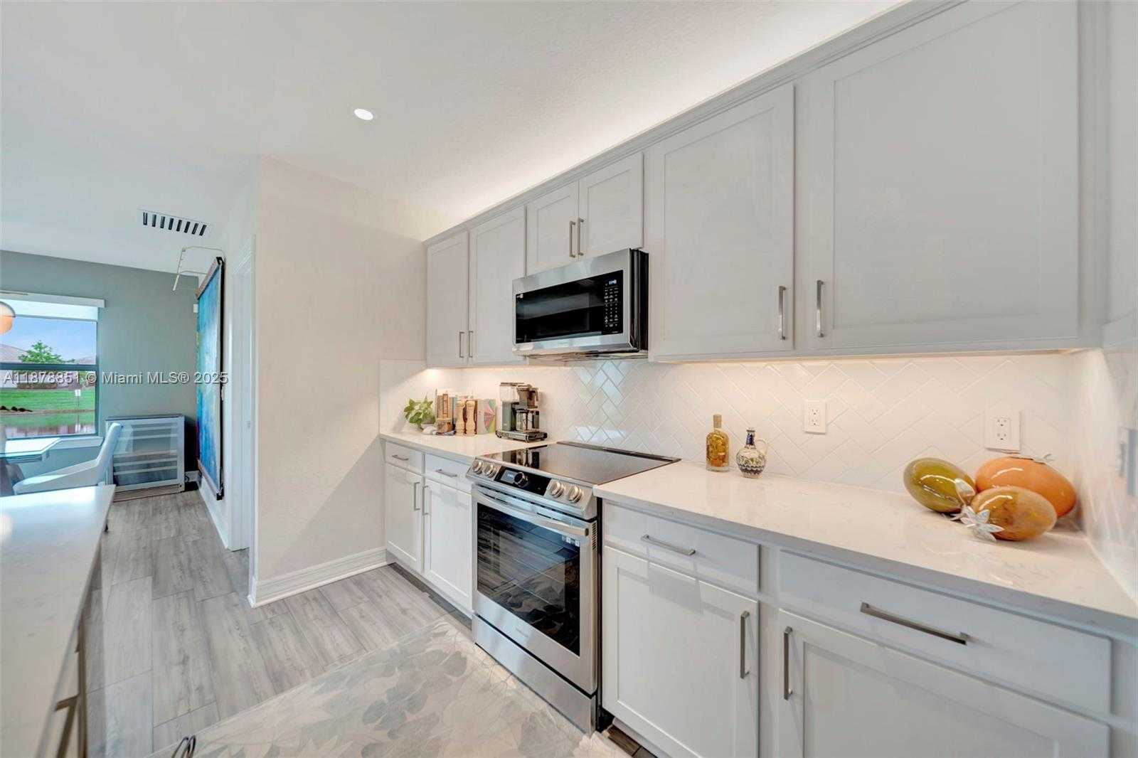 Small Image of 2941 SHORTLEAF AVE, Lauderdale Lakes Number 22