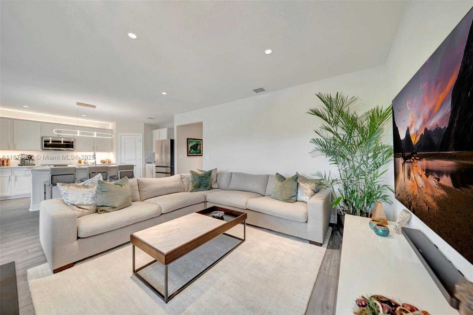 Small Image of 2941 SHORTLEAF AVE, Lauderdale Lakes Number 27