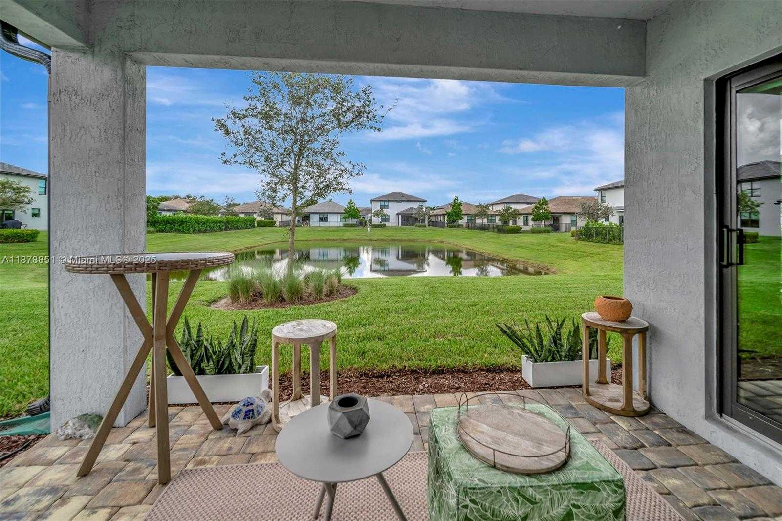 Small Image of 2941 SHORTLEAF AVE, Lauderdale Lakes Number 5