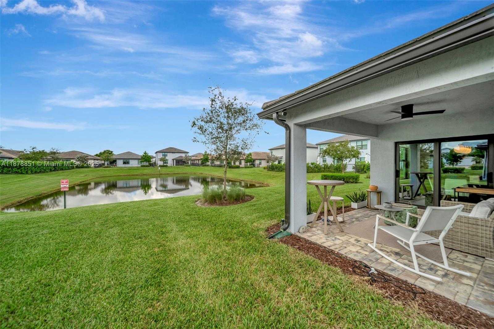 Small Image of 2941 SHORTLEAF AVE, Lauderdale Lakes Number 7
