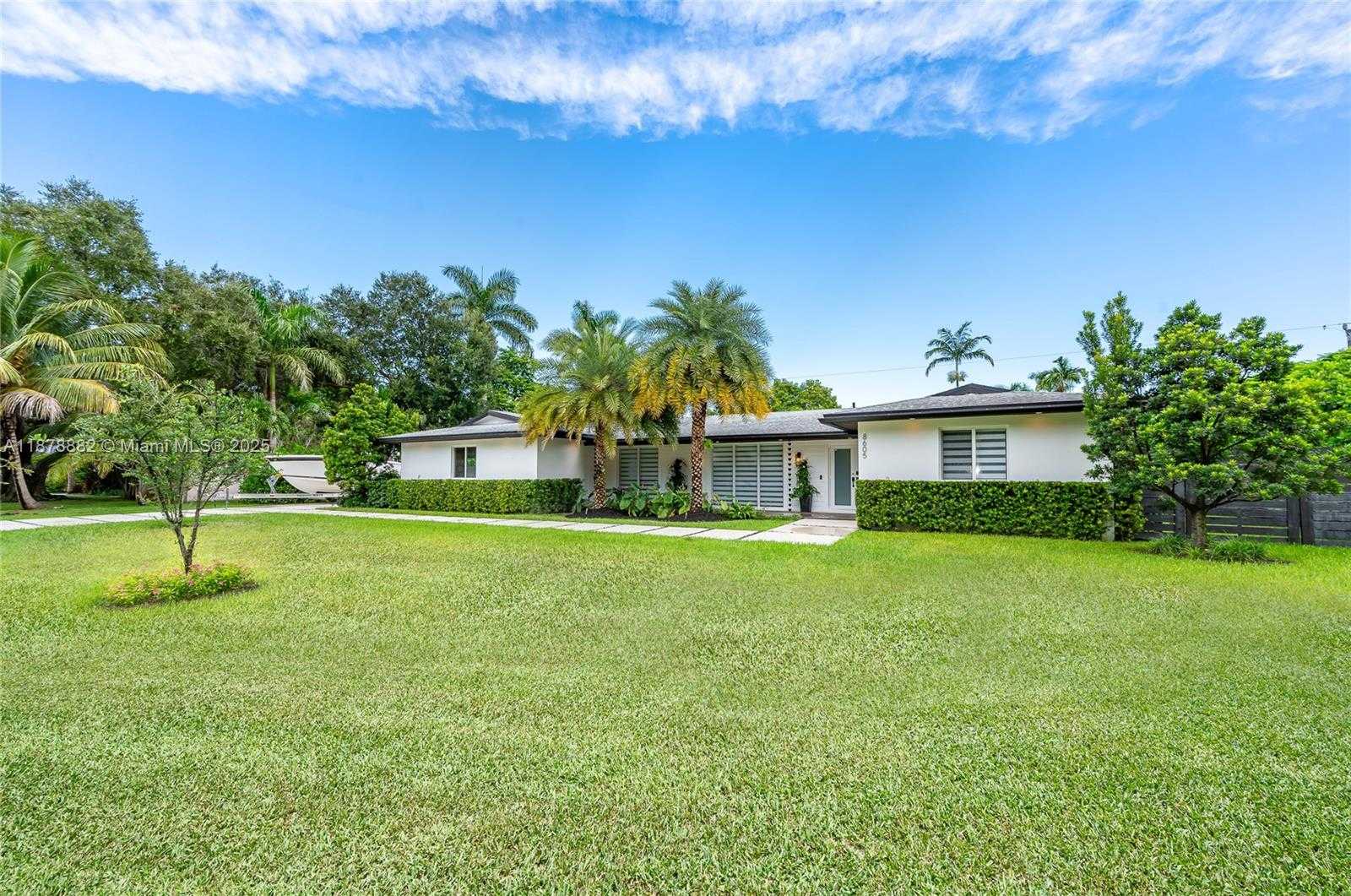 Small Image of 8605 SOUTH WEST 162ND ST, Palmetto Bay Number 24