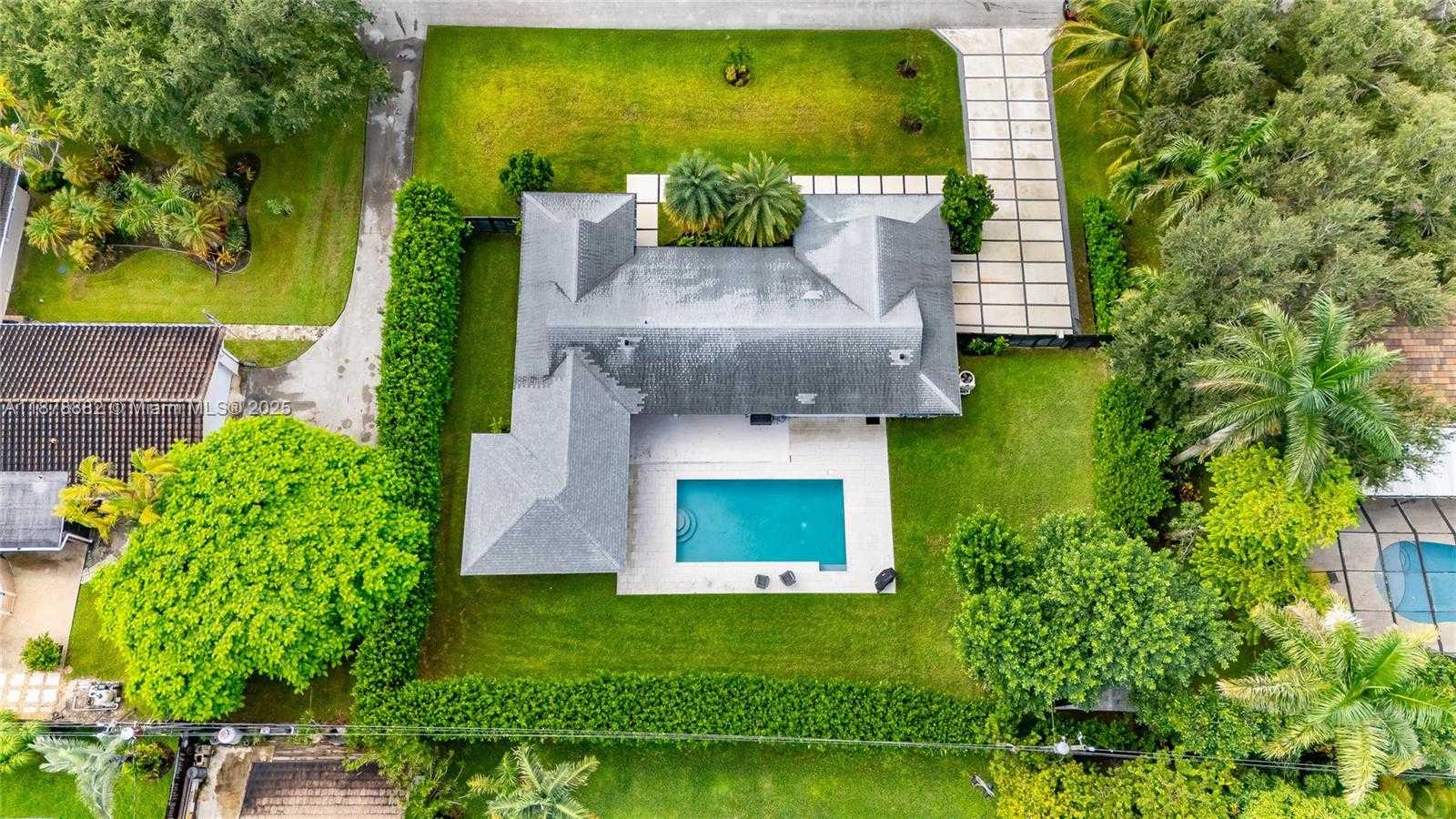Small Image of 8605 SOUTH WEST 162ND ST, Palmetto Bay Number 25