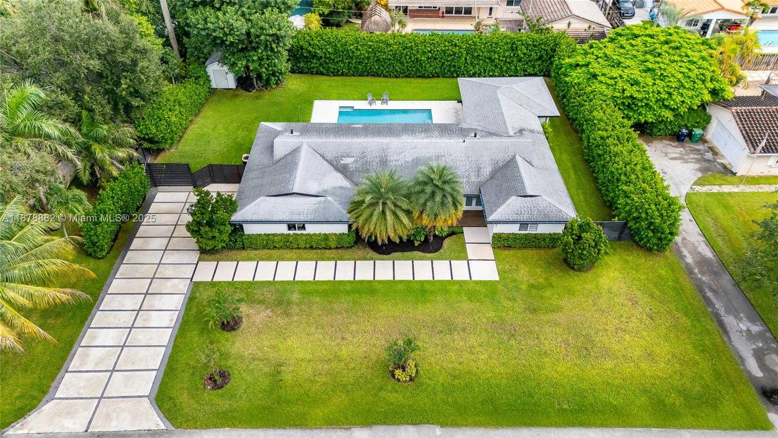 Small Image of 8605 SOUTH WEST 162ND ST, Palmetto Bay Number 26