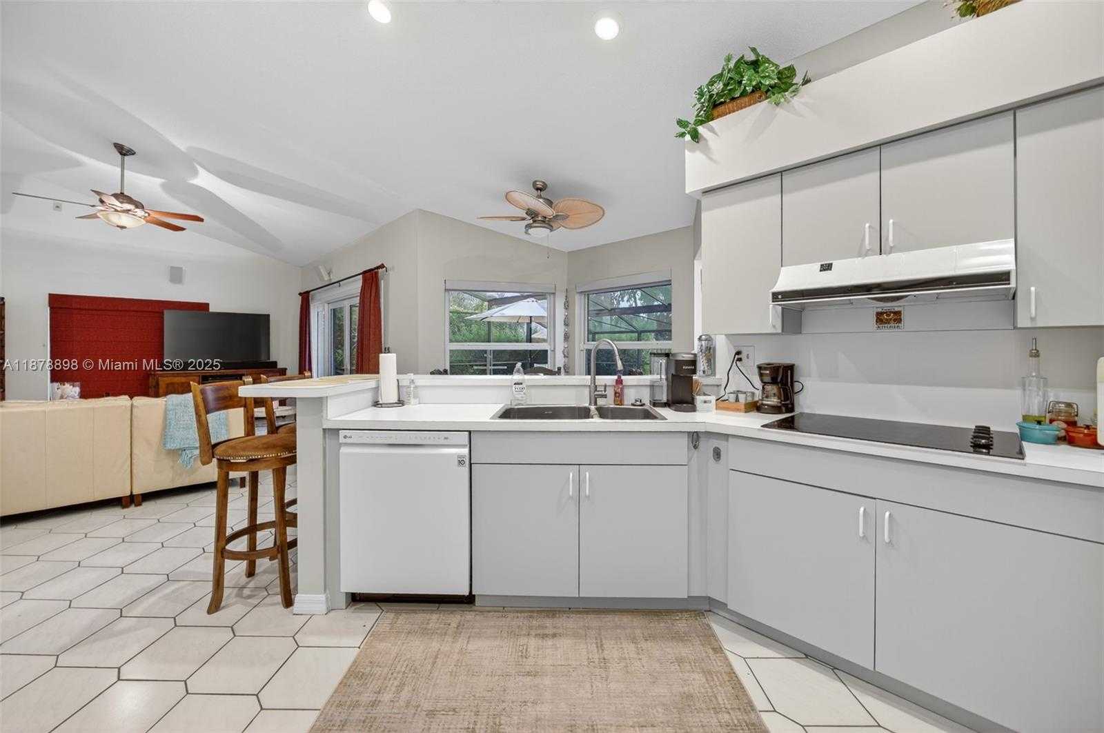 Small Image of 8091 SOUTH WEST 188TH ST, Cutler Bay Number 18