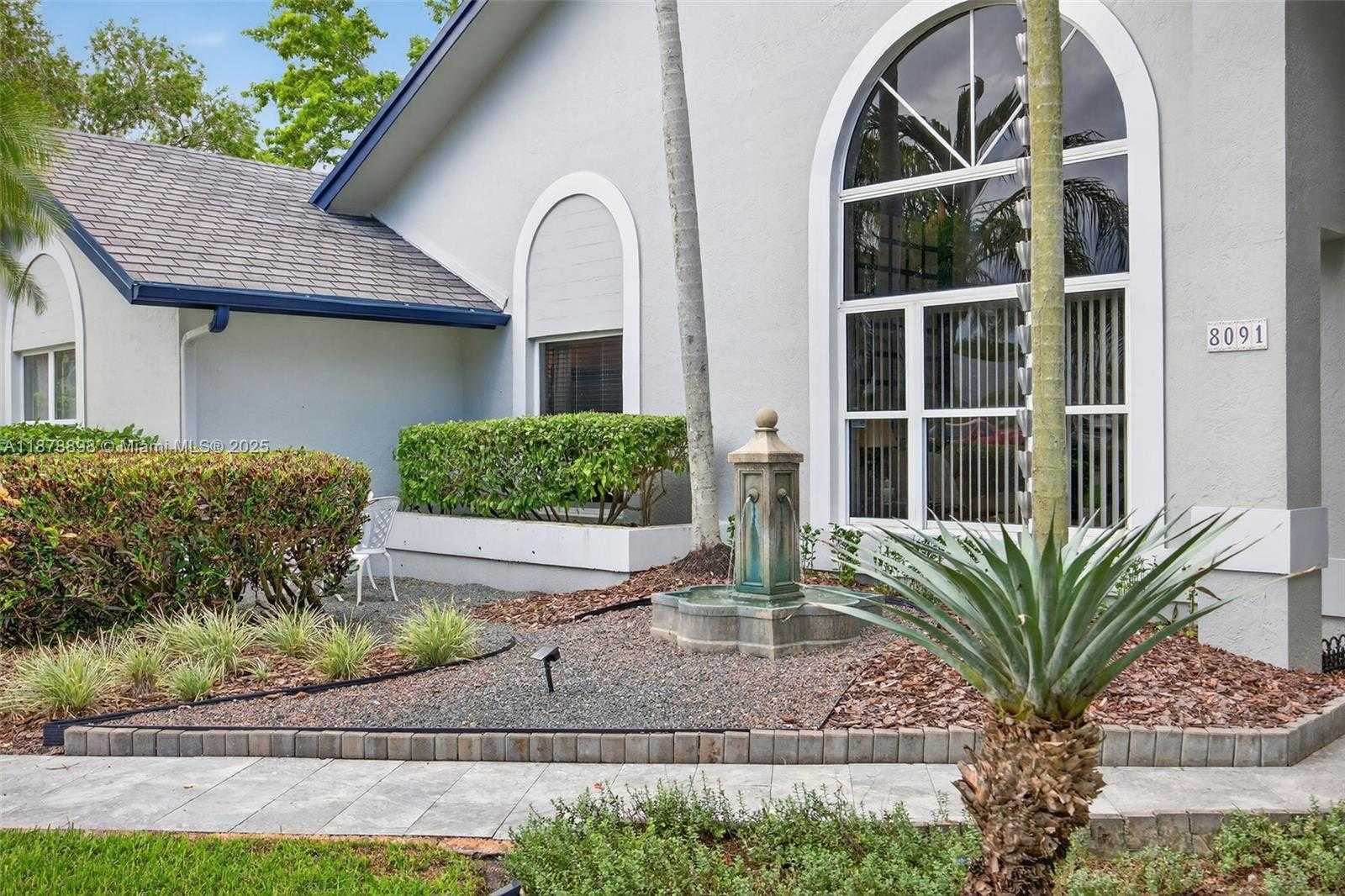 Small Image of 8091 SOUTH WEST 188TH ST, Cutler Bay Number 4