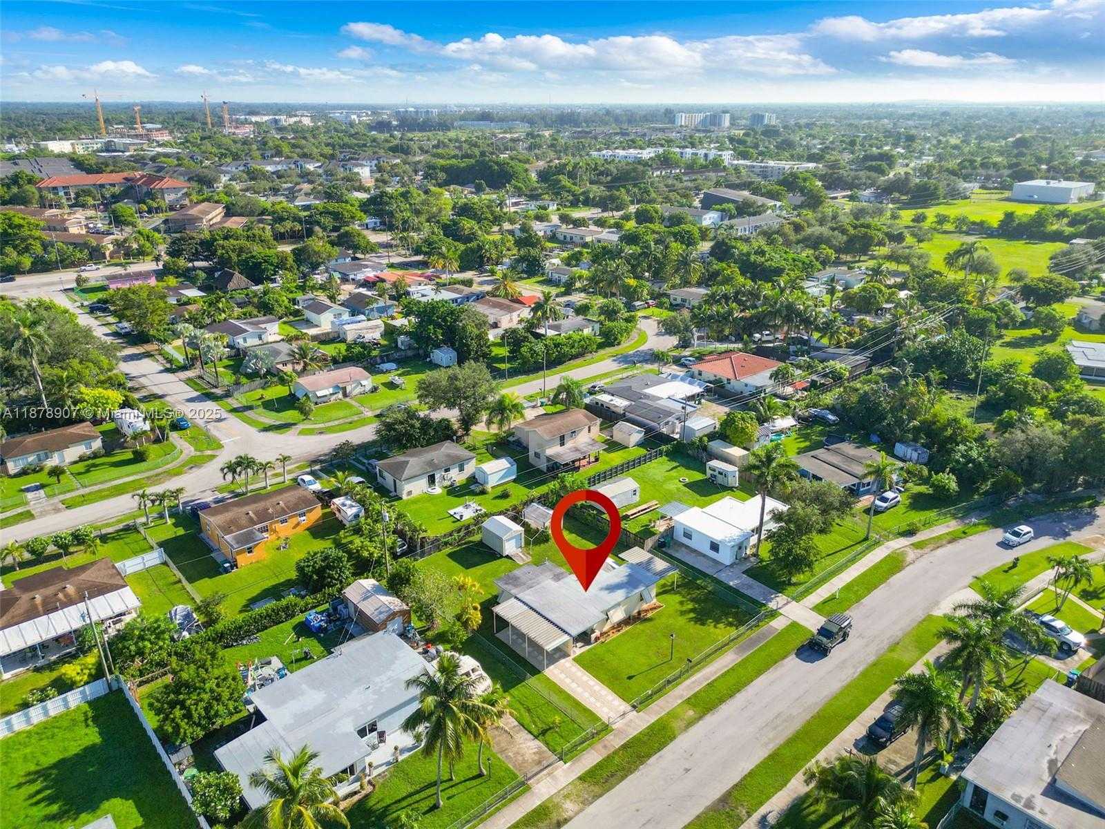Small Image of 15445 GARFIELD DR, Homestead Number 7