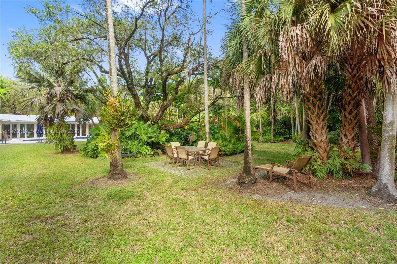 Small Image of 6630 SOUTH WEST 102ND ST, Pinecrest Number 13